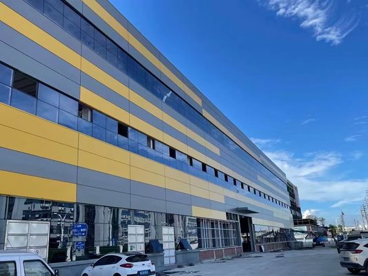 สะพายความเบา สามารถปรับแต่งได้ โครงสร้างสแตนเลส Prefabricated Warehouse