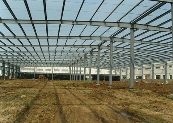 โรงงานไฟฟ้า สะพายสินค้า